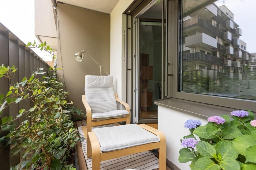 Dream Apartment - Central And Quiet With Ac And Free Parking Garage Wien Ngoại thất bức ảnh
