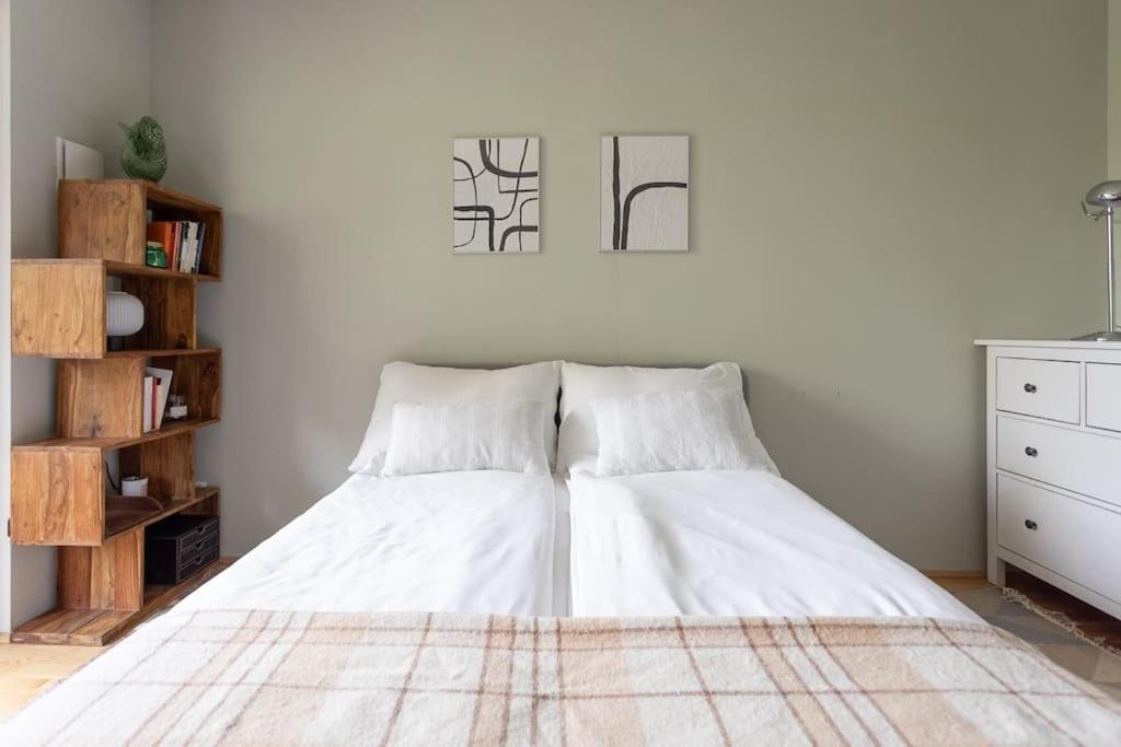 Dream Apartment - Central And Quiet With Ac And Free Parking Garage Wien Ngoại thất bức ảnh