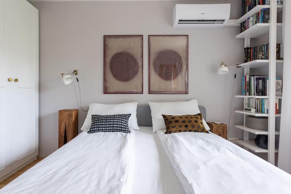 Dream Apartment - Central And Quiet With Ac And Free Parking Garage Wien Ngoại thất bức ảnh